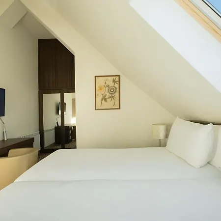 Отель Eurostars Royal Tanau 5*