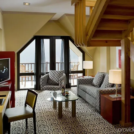 Eurostars Royal Tanau Отель 5*